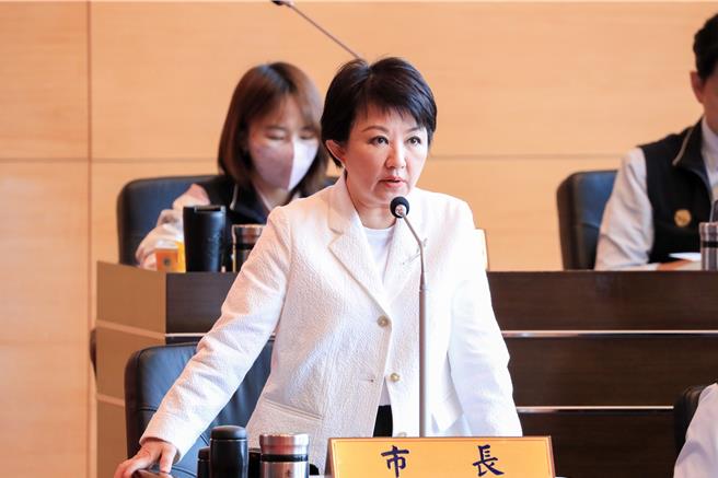 台中市長盧秀燕表示，這次出訪新加坡有部分行程公開、部分不公開，是基於國際禮儀與外交機制。（林欣儀攝）