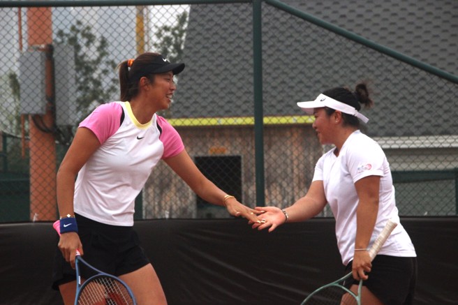 詹皓晴（左）、梁恩硕在金恩杯搭配女双。（四维体育推广教育基金会提供）