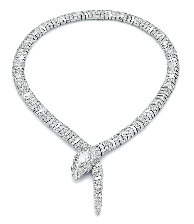 寶格麗Serpenti系列Polaris Serpenti頂級藍寶石與鑽石項鍊。（BVLGARI提供）