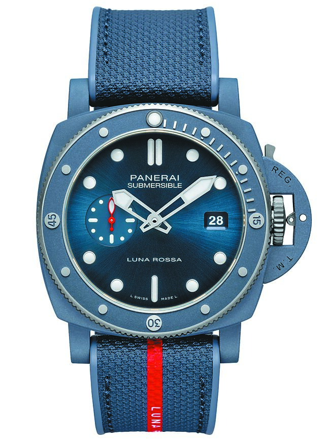 沛納海Submersible QuarantaQuattro Luna Rossa Ti-Ceramitech腕表，採用全新Ti-Ceramitech材質，更加堅硬耐磨。（Panerai提供）