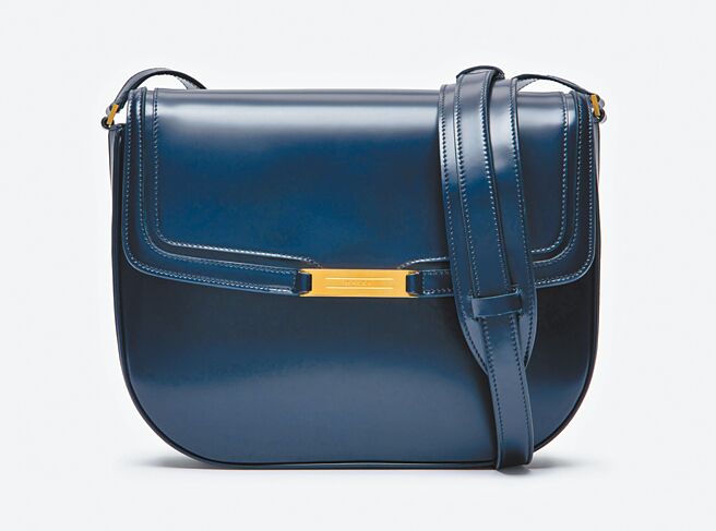 Bally DECO'斜肩包，7萬4600元。（Bally提供）