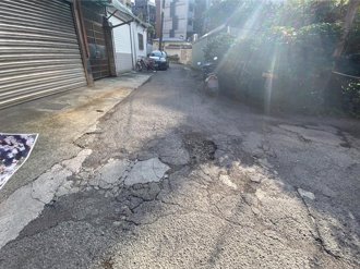 新北金山道路破損不平整 銑鋪工程18日開工
