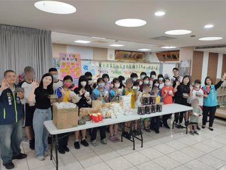 海線弱勢學童惹人憐 善心大哥姊送來冷暖氣＋速食