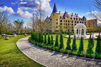 瑞穗天合國際觀光酒店歡慶母親節 雙人入住升等四人房10,000元起