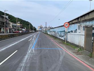 基隆「一日雙塔」景點夯一位難求 光華路假日開放限時臨停