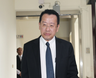 顧立雄接國防部長 郭正亮：要做軍中轉型教育