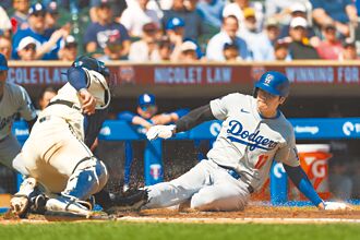 MLB》大谷飛腿不敵柯瑞亞美技 道奇飲恨