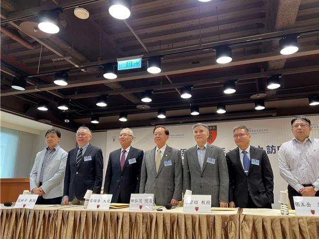 國策會今（12）日舉行「台灣關係法45周年、馬英九訪中與美日菲峰會」座談會。（蔡宗穎攝）