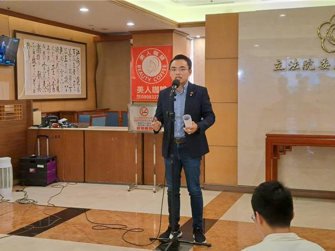 国民党团书记长洪孟楷。（实习记者温予菱摄）