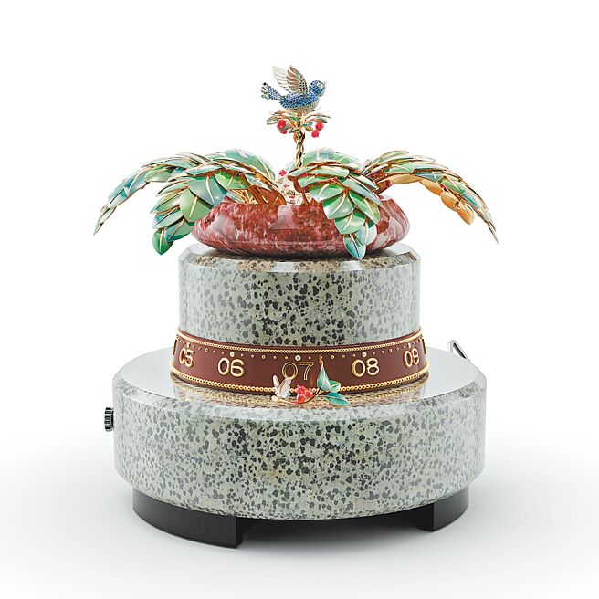梵克雅寶非凡工藝臻品自動機械座鐘「Apparition des Baies」，當花朵綻放時花中鳥兒會振翅飛舞。（Van Cleef & Arpels提供）