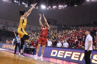 T1聯盟》大巨蛋史上首顆進球 是戰神黃聰翰的三分外線