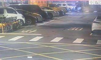 仗勢老爸是文仁會大哥 高中生竟撂6人砸姑姑車