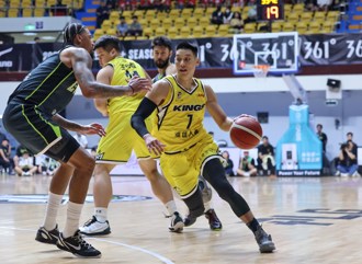 PLG》林书豪回归！替补摘13分助国王中止4连败