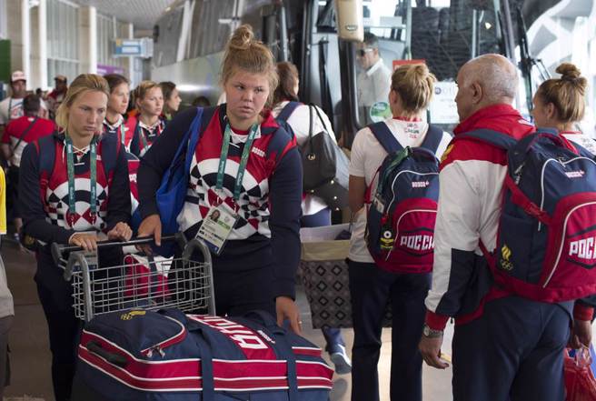 俄罗斯在2016年里约奥运前深陷禁药风波，代表团差点「灭团」。（美联社资料照）
