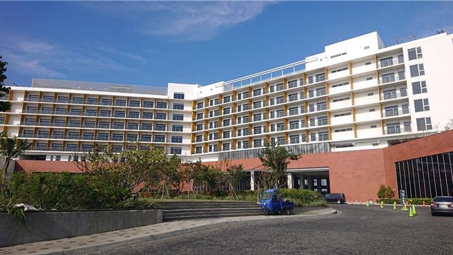 总统府确定520总统就职国宴将在台南市福尔摩沙酒店举办，首度离开首都，移师台南，网友嘲讽台南交通是项考验，台南市政府回应，将派专车一路接驳贵宾到酒店用餐。（程炳璋摄）