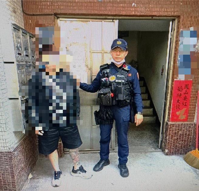 雙胞胎哥哥上個月已落網。（保安大隊提供／袁庭堯高雄傳真）