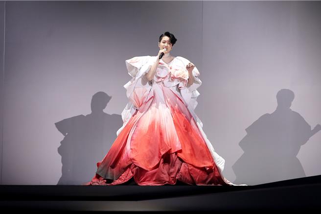 梁咏琪13日首度攻蛋。（杜宜谙摄）