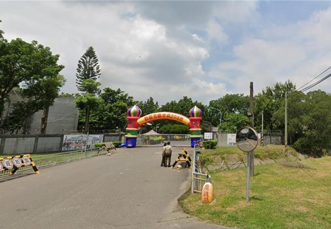 陆军203旅传出首例一年期义务役男逃兵案，军方、宪警获报后已全力搜寻，但至今仍未寻获。军方强调，对于该役男行为将依法究办，并持恒落实教育工作，确维纪律。（摘自Google地图／李奇叡台北传真）