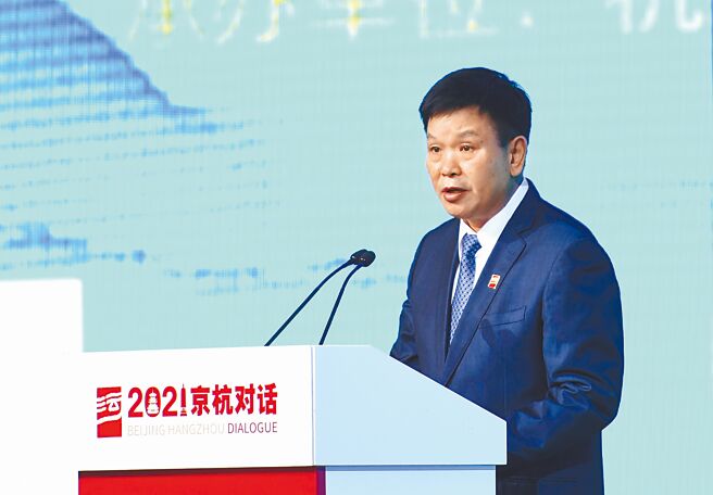 曾長期在廣東宣傳系統任職的中共北京市委常委、宣傳部部長莫高義，11日晉升為國務院新聞辦公室主任。港媒分析，廣東處於意識形態鬥爭最前沿，近幾年有多位具備廣東宣傳系統經歷的官員，成為中宣部高官。圖為莫高義。（中新社）