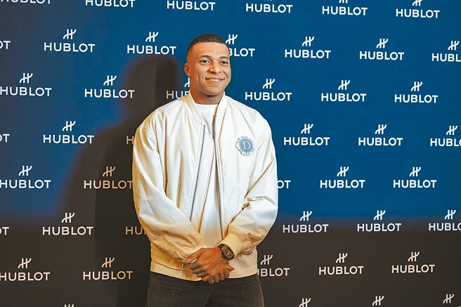 法國足球明星姆巴佩出席WW表展。（HUBLOT提供）