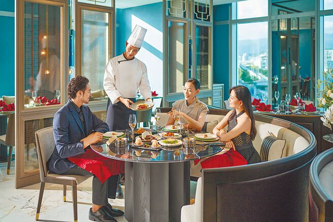 顶级粤菜餐厅「东方楼」，川、沪菜系独树一格。（汉来美食提供）