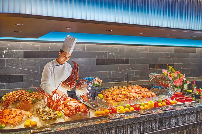 位于南港汉来大饭店的「岛语」自助餐厅颇受好评。（汉来美食提供）