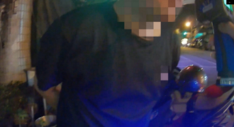 紅燈超越停止線被抓酒駕 男騎士哽咽了！「我會被關嗎？」