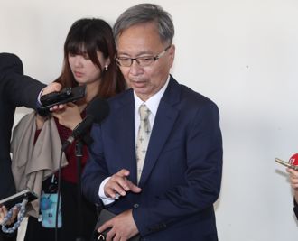 留任賴內閣？衛福部長薛瑞元連回2次沒有