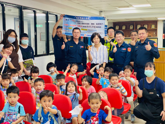 識詐從小紮根！幼兒園參訪北市保大當「1日波麗士」
