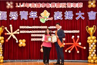 高雄成衣二代獲優秀青年 力挺「粉紅小鋼炮」拚奧運