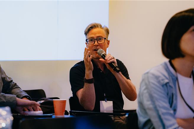 夏克立積極參與《LEAP非戲劇類節目共同開發計畫》討論活動。（文策院提供）