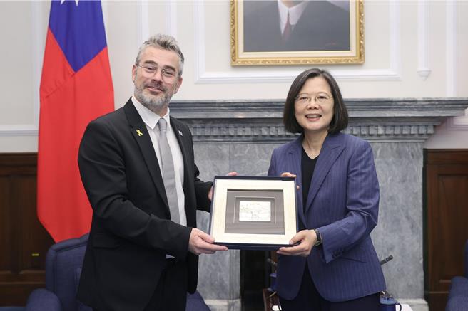 蔡英文总统接见「以色列国会议员访问团」(总统府提供)