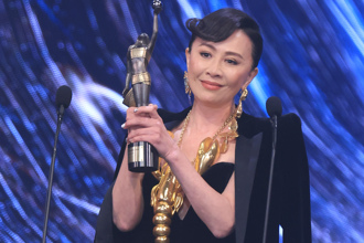 劉嘉玲龍蝦裝藏玄機 1撥開驚見半球震撼全網