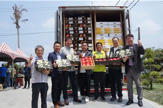 屏東芒果季開跑 首發愛文芒果外銷香港