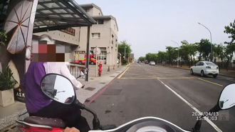 酒駕還沿途逆向 警用「這招」讓他記得：酒後不騎車！