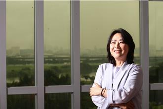 獨》揭姜鎬童非《請給一頓飯》首選！製作人認了曾不滿《換乘戀愛》抄襲