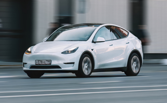 特斯拉「自動駕駛」21公里到醫院！他撿回一命