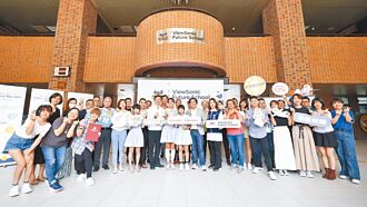 新北 后埔国小数位教学 获国际认证