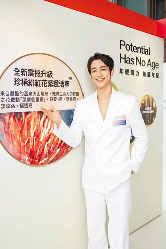 劉以豪著迷女性側臉線條