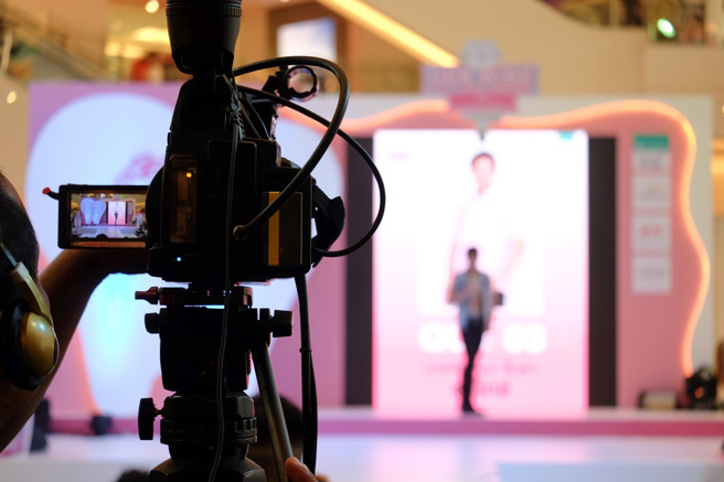 秘鲁一名女子为了抱走奖金，在男友面前坦言曾下海赚钱，未料2个月后惨遭对方杀害。（示意图：Shutterstock／达志）