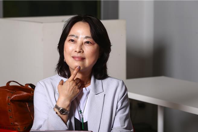 申女貞熱愛自己的工作。（鄧博仁攝）