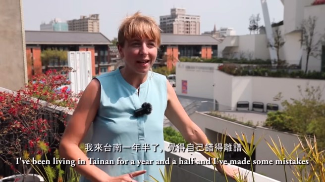 英國導遊來台犯3錯誤，喝珍奶點全糖嗨到整晚睡不著。（圖／翻攝自不要鬧工作室）