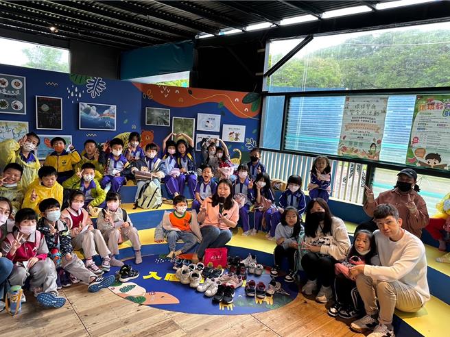 宜兰县环保局响应今年世界地球日主题，20日在绿色博览会园区举办一系列活动。（宜兰县环保局提供／李忠一宜兰传真）