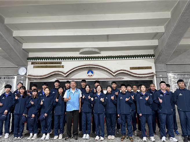 2024全中運金門代表隊55名隊職員及選手今起將分批赴台角逐7項賽事，為金門爭光。(圖／金門縣教育處提供)