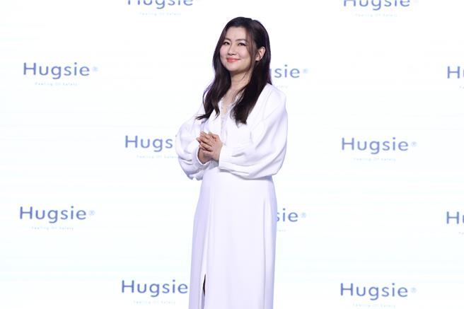 Selina17日出席代言母婴用品暨公益活动。（陈俊吉摄）