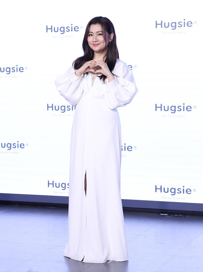 Selina17日出席代言母婴用品暨公益活动。（陈俊吉摄）