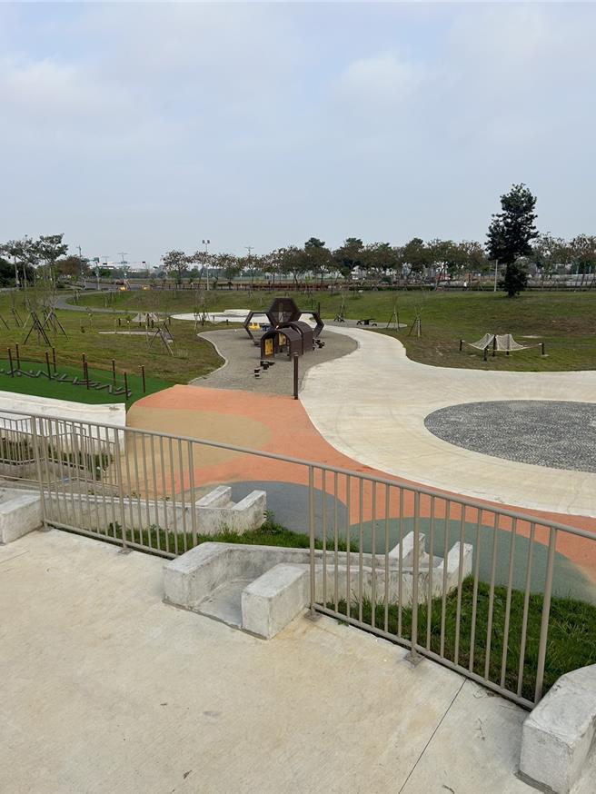 嘉義市湖子內公40公園的原野遊戲場。（嘉義市政府提供／廖素慧嘉市傳真）