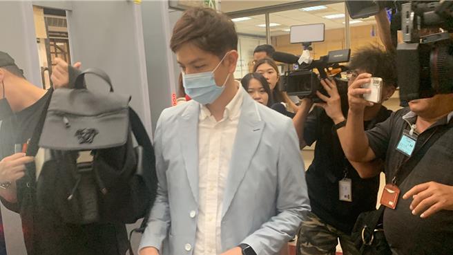 新竹市长高虹安被控浮报国会助理酬金、加班费涉贪案，台北地院今下午传唤高虹安前男友李忠庭作证。（图赖佩璇摄）