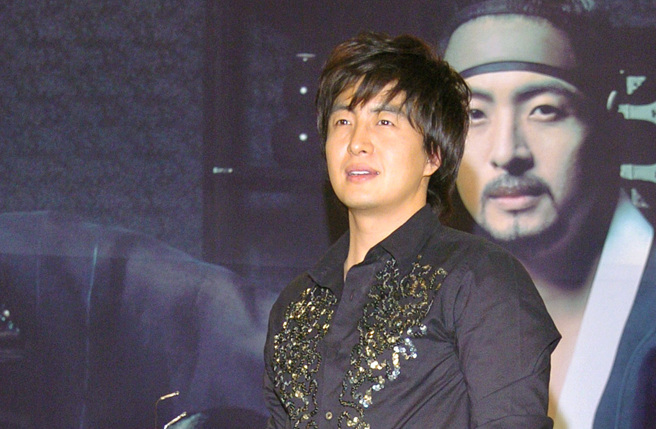 裴勇浚妻子朴秀真被經紀公司證實合約早就結束。（圖／中時資料照）