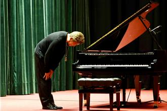 旅美鋼琴大師劉孟捷義演 以琴聲感謝北榮醫病之恩